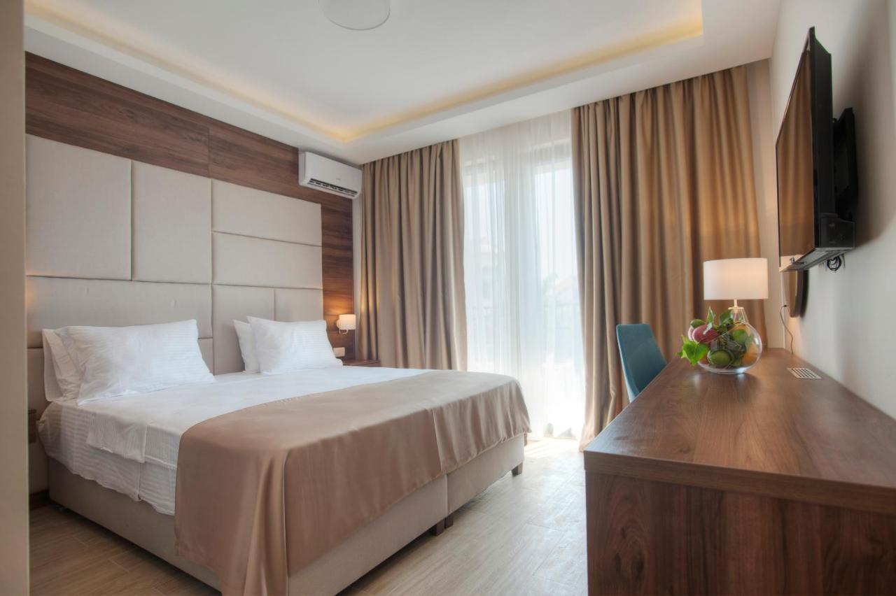 Hotel Twelve By Aycon Budva Extérieur photo