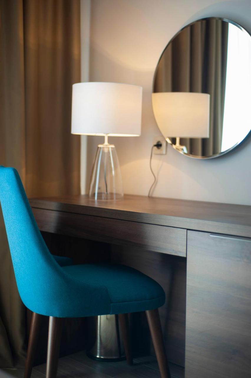Hotel Twelve By Aycon Budva Extérieur photo