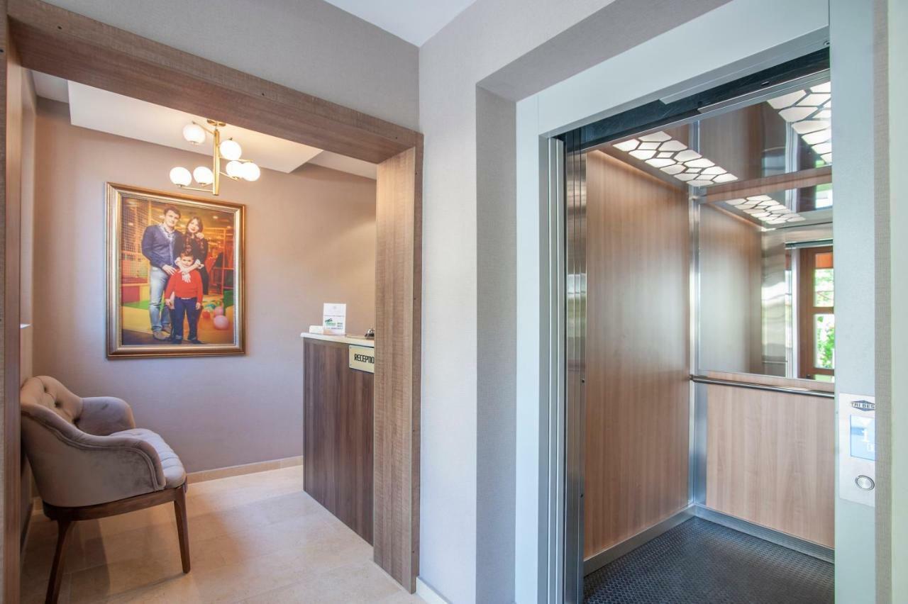 Hotel Twelve By Aycon Budva Extérieur photo