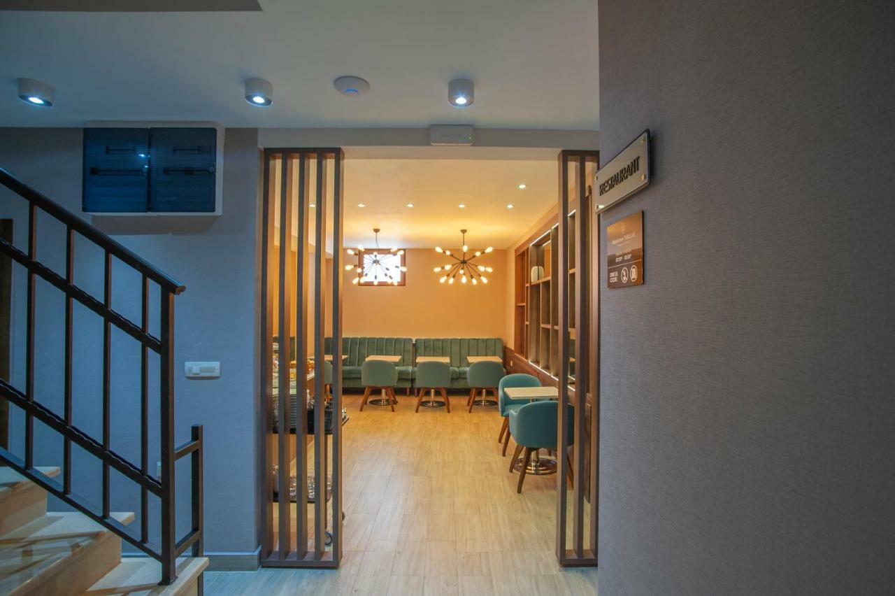 Hotel Twelve By Aycon Budva Extérieur photo