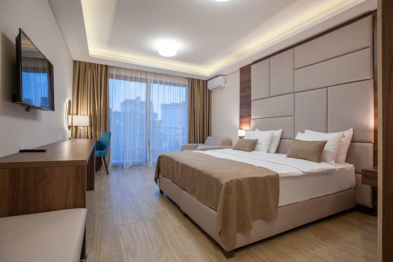 Hotel Twelve By Aycon Budva Extérieur photo