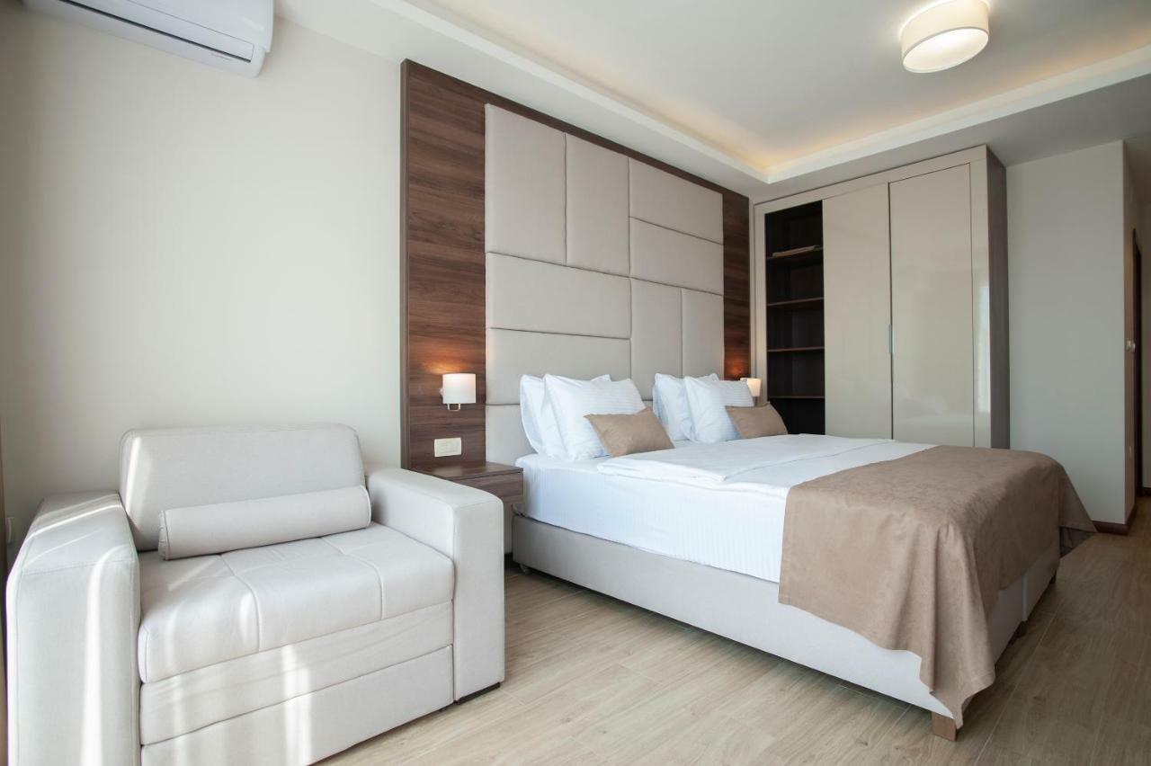 Hotel Twelve By Aycon Budva Extérieur photo