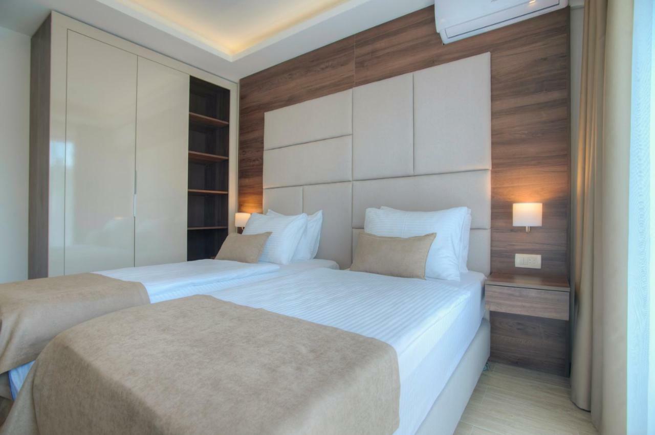 Hotel Twelve By Aycon Budva Extérieur photo