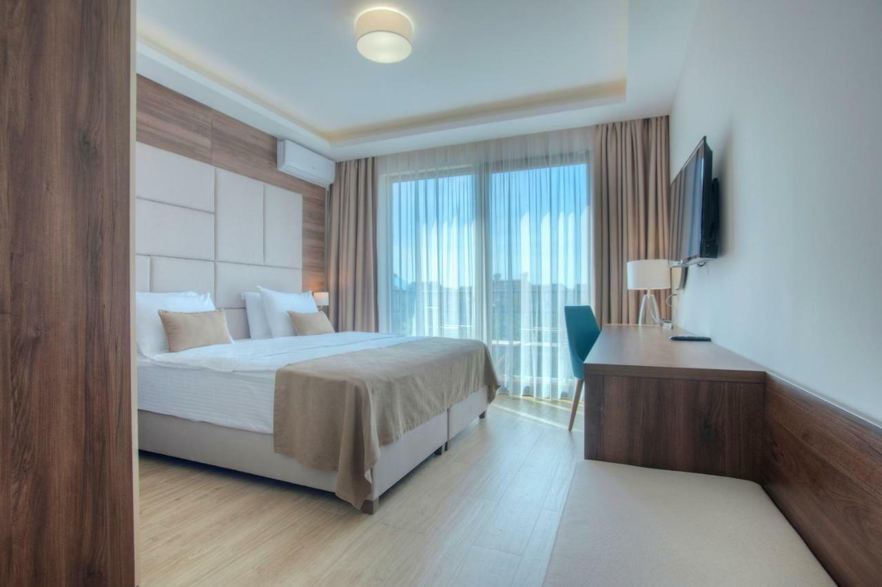 Hotel Twelve By Aycon Budva Extérieur photo